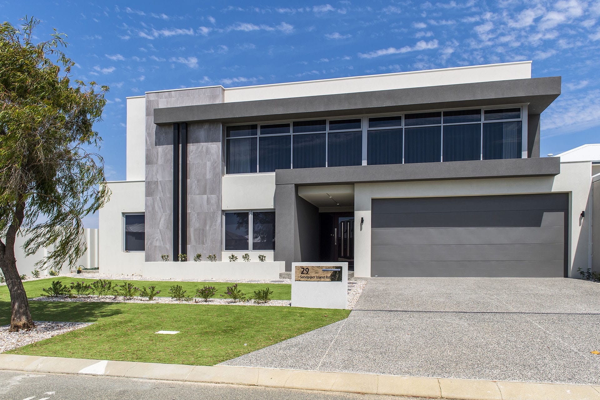Wannanup Residence in Mandurah